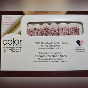 RETIRED Love Shack Nail Set Color Street
